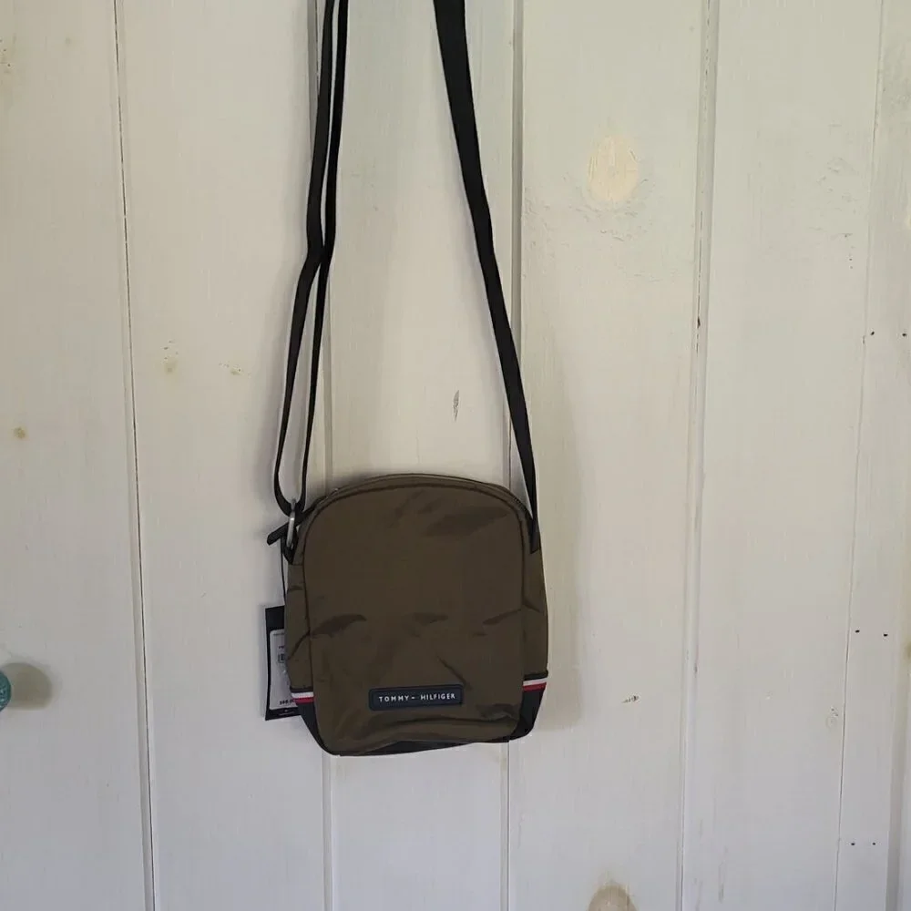 Tommy Hilfiger Nylon Reporter CrossbodyTravel Bag